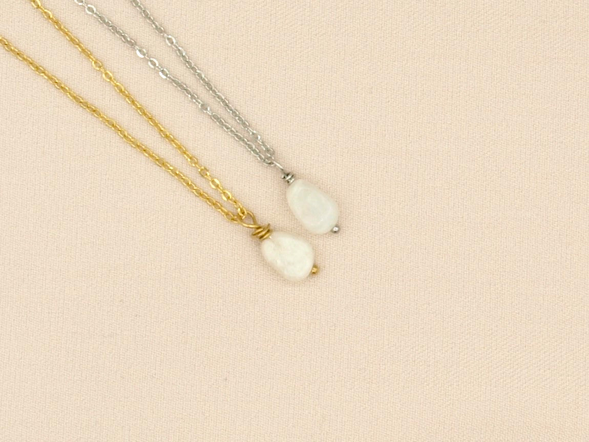 Necklace rock, moonstone, silver and gold stainless steel