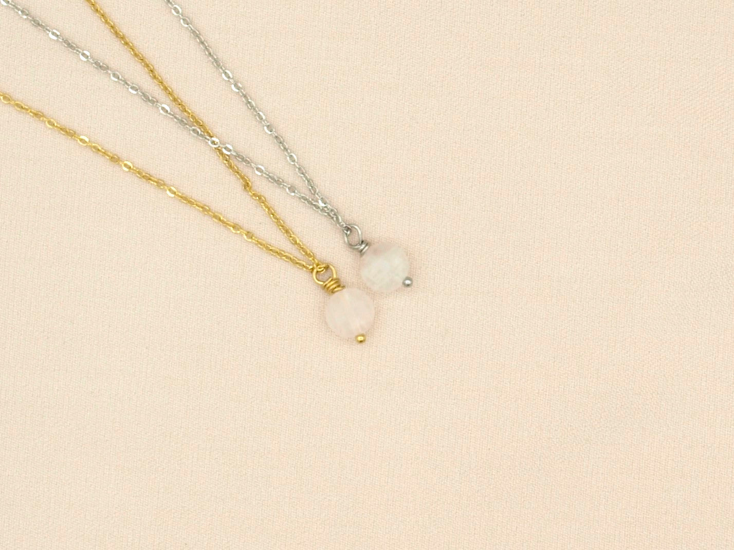 Necklace rock, rose quartz, silver and gold stainless steel