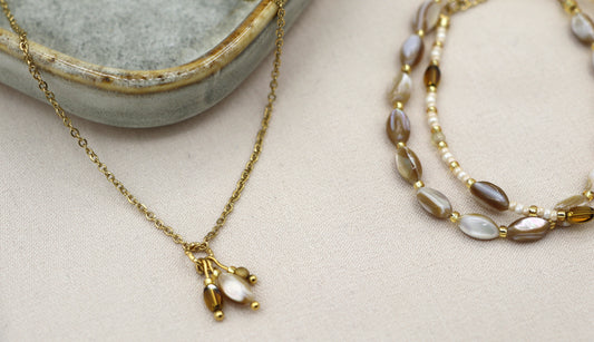 Necklace Tiga pearl, silver and gold stainless steel